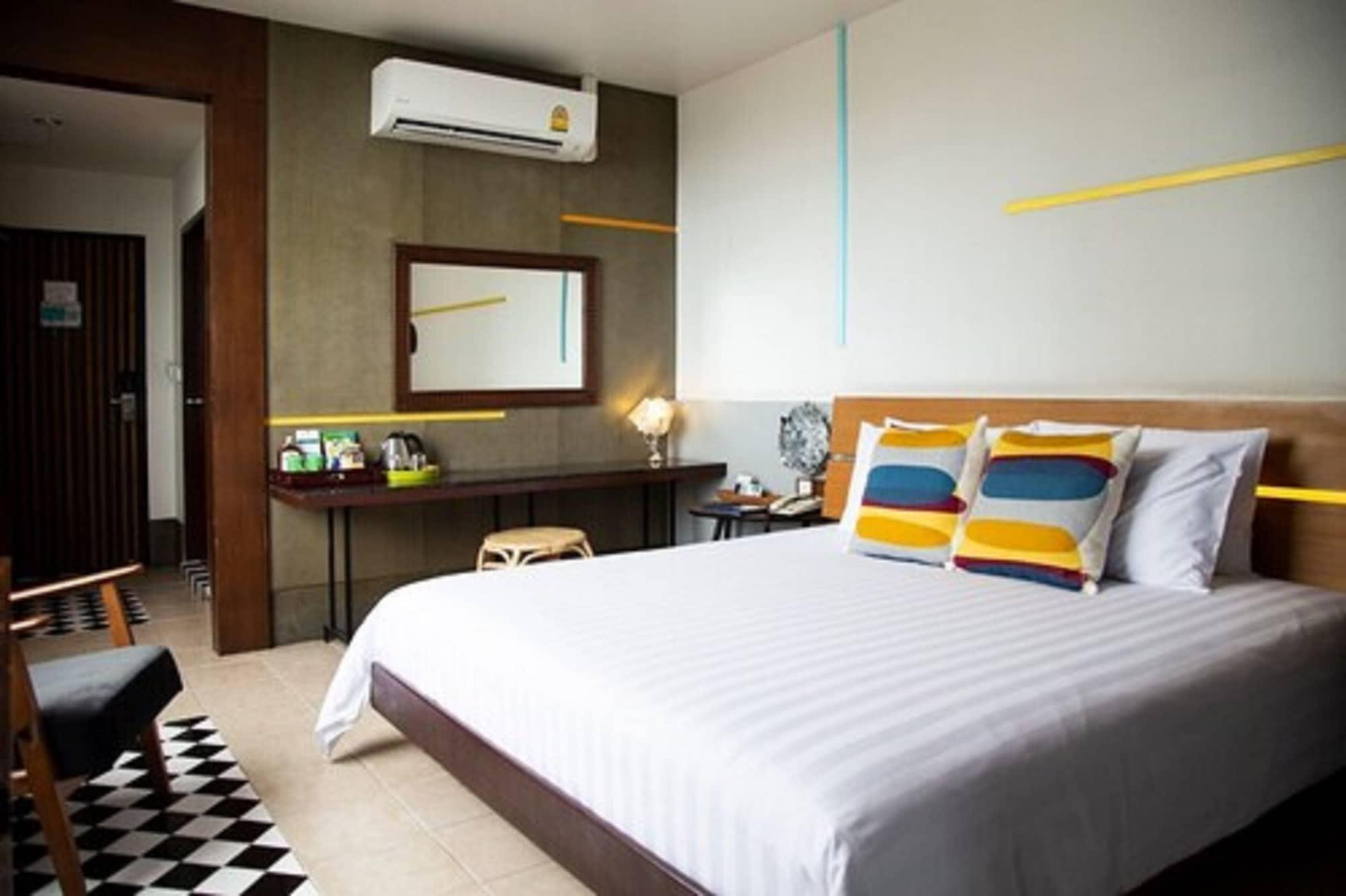 Baboona Beachfront Living Pattaya Esterno foto