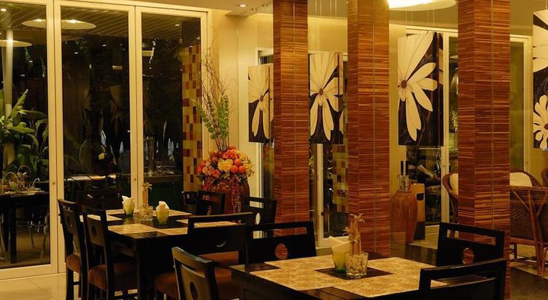 Baboona Beachfront Living Pattaya Esterno foto